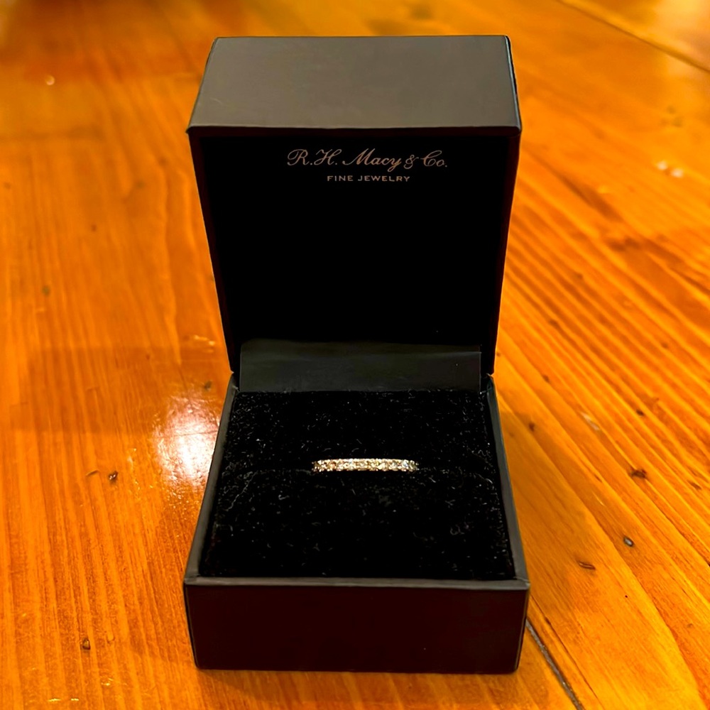 14k Rose Gold Diamond Band